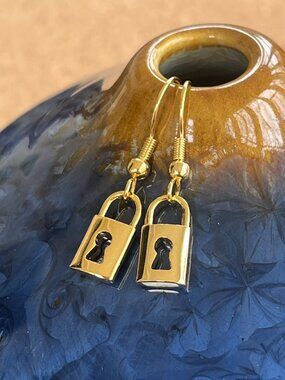 Minimalist Gold Padlock Earrings | Keyhole Dangle Earrings